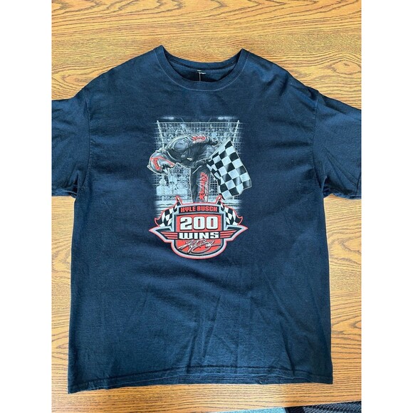 Rowdy Kyle Busch #8 200 wins NASCAR T-Shirt size large - Picture 1 of 2